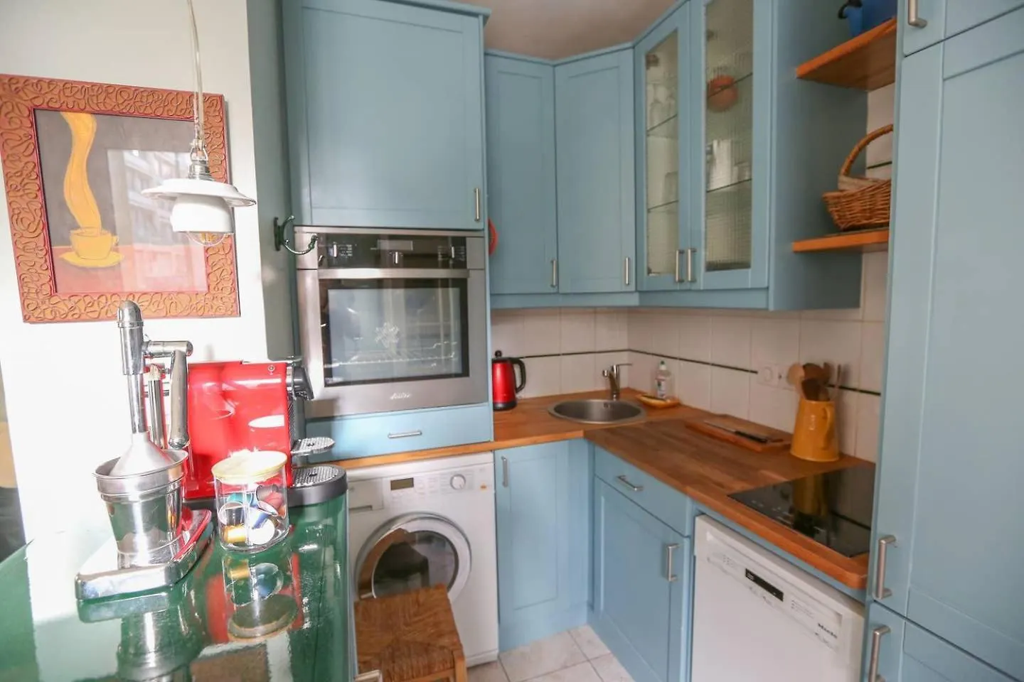Bright Pied-A-Terre Eiffel Tower 4 People Apartment Paris 0*,  France